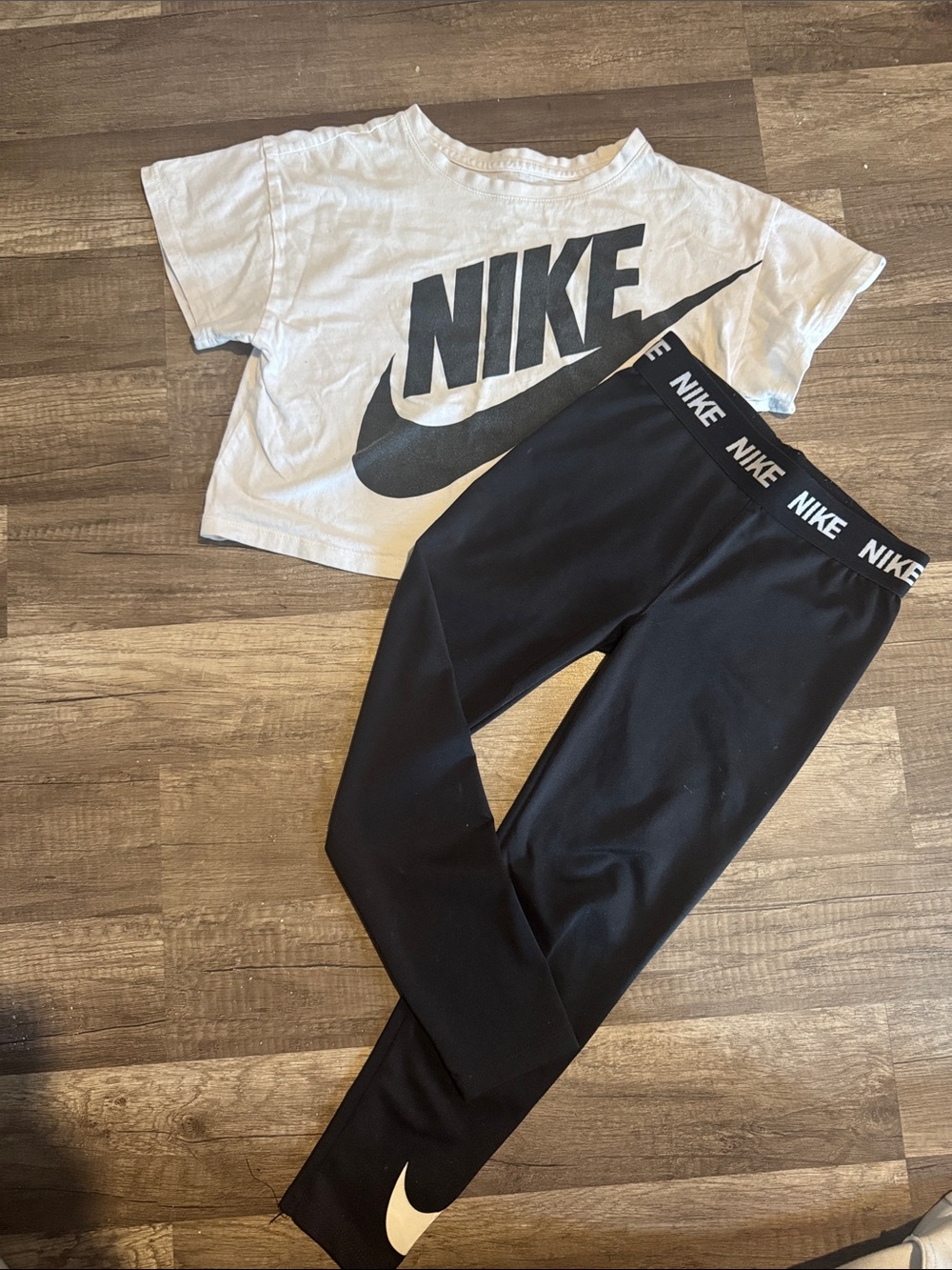 Nike Kids Black Leggings with Logo Waistband and Matching Nike Top